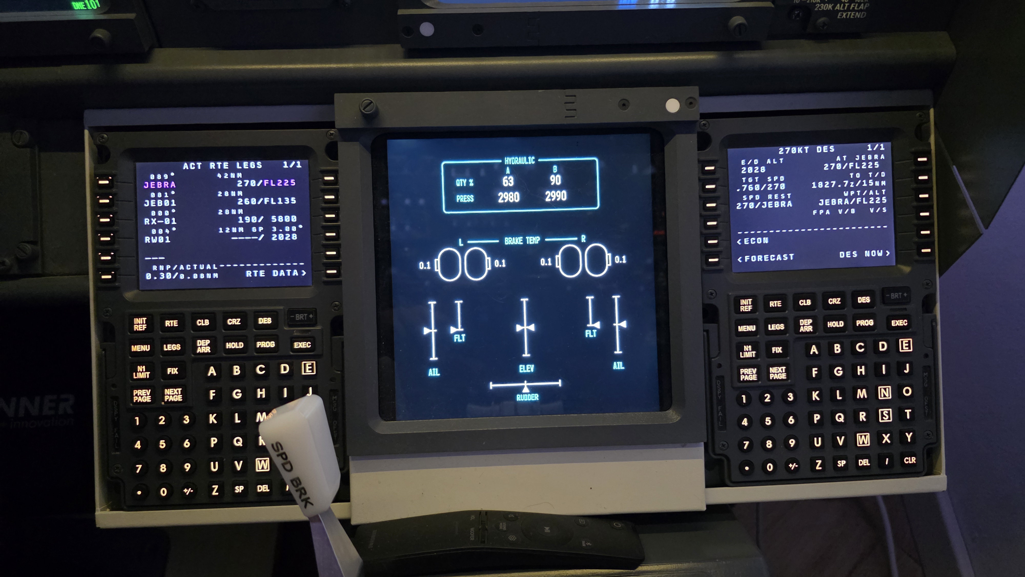 Boeing 737-800NG CDU and Lower Display Unit for sale Boeing 737-800NG CDU and Lower Display Unit for sale